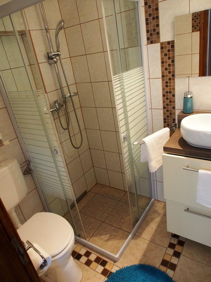 László Nyaralóház Balatonfenyves Exterior foto